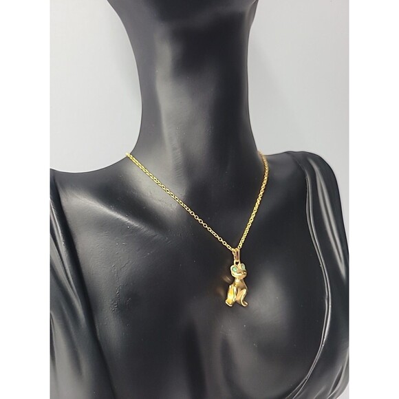 Vintage Gold Tone Frog Pendant Necklace with Green Stone Eyes Whimsical Animal - Picture 8 of 15